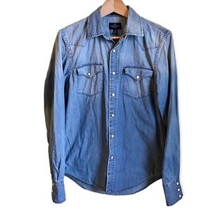 AMERICAN EAGLE | Vintage Fit Denim Jean Shirt Pearl Snaps - Small